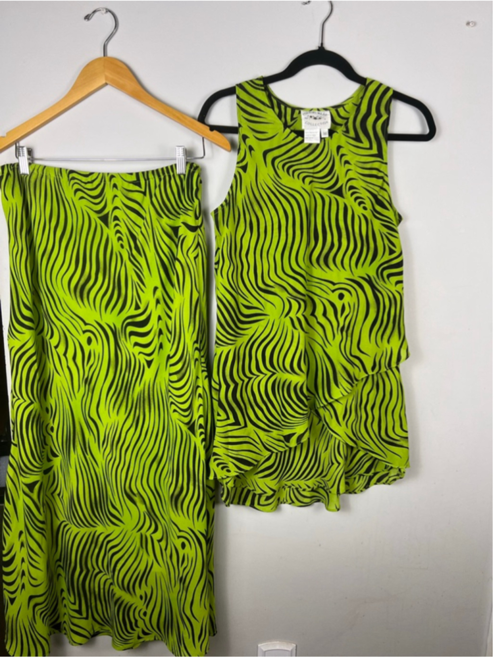 Vintage Y2K Neon Zebra Print 2 Piece Skirt Set Medium Lime Green Festival